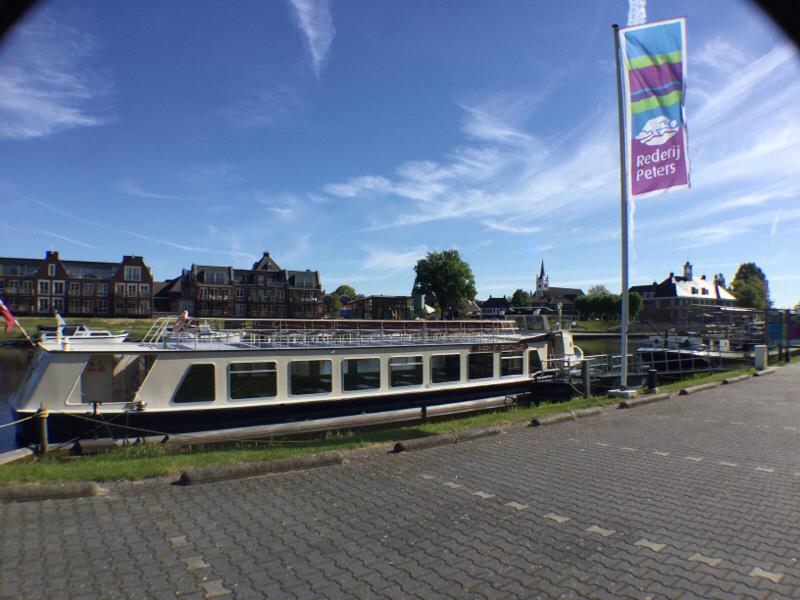 Rondvaartboot van Rederij Peters.